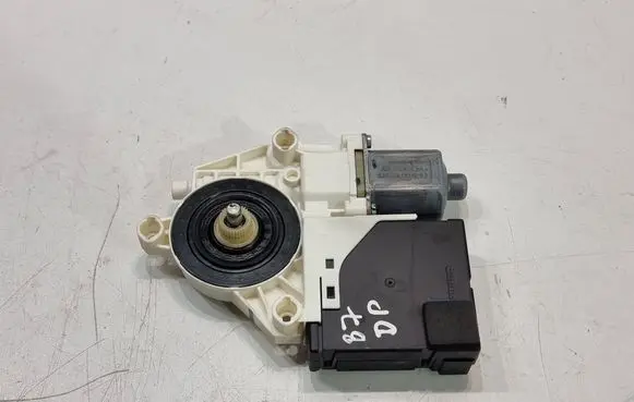 Volkswagen PASSAT B7 USA Front door window regulator motor 3C959792B 0130822229