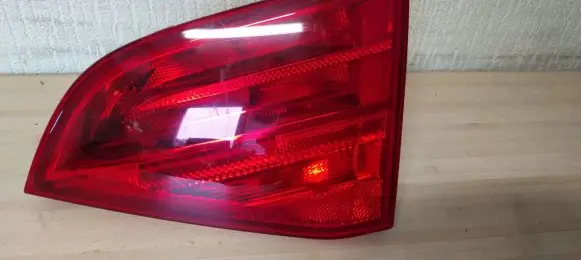 Audi A4 S4 B5 8D Tailgate rear/tail lights 21968006