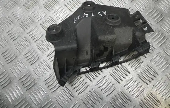 Audi A3 S3 A3 Sportback 8P Front bumper mounting bracket 8P4807394A T8134