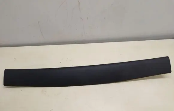 Porsche Cayenne (92A) Tailgate/trunk upper cover trim 7P5867603