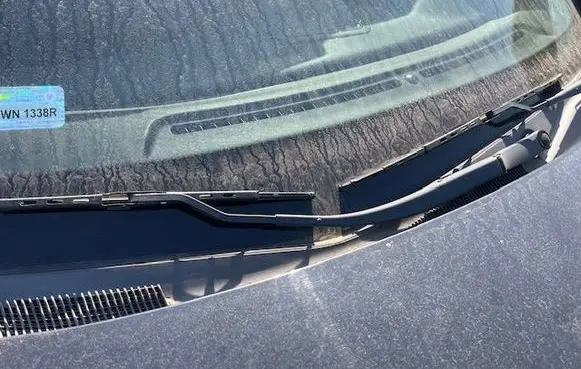Hyundai i30 Front wiper blade arm 
