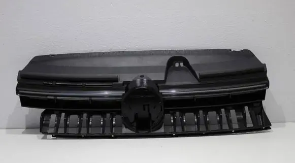 Volkswagen PASSAT B9 Front bumper upper radiator grill 3J0853653