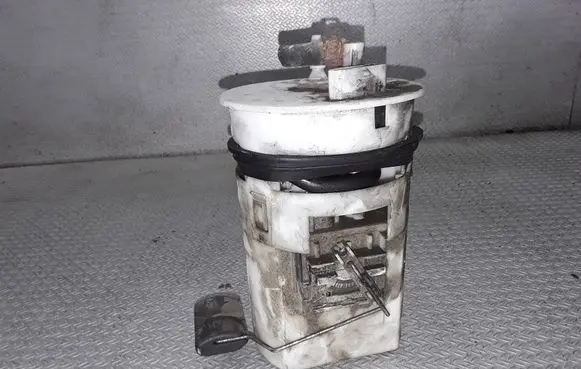 Hyundai Elantra In-tank fuel pump 311102D