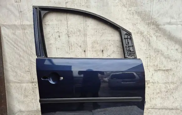 Volkswagen Caddy Front door
