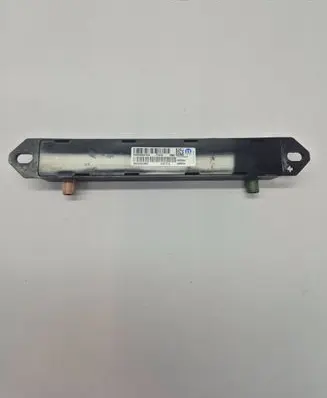 Chrysler Pacifica Antenna control unit 00534042660 P68306857AA 68306857AA
