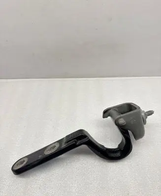 Mercedes-Benz GLS X166 Tailgate/trunk/boot hinge A1667403200