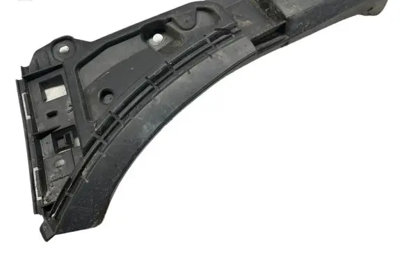 Volvo XC90 Front bumper mounting bracket 08620564