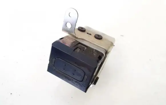 Toyota Corolla Verso AR10 Ignition lock contact 626399-000