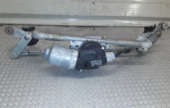 Toyota Verso Front wiper linkage and motor 851100F030 AE1593002100 12V11L