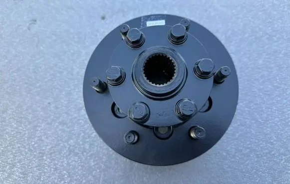 Mitsubishi Pajero Front wheel bearing hub MB891088