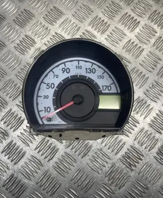 Toyota Aygo AB10 Speedometer (instrument cluster) 838000H011A 768010U DL655