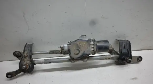 Mazda 3 II Front wiper linkage and motor BHS26737X