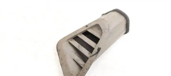 Nissan Murano Z50 Dash center air vent grill