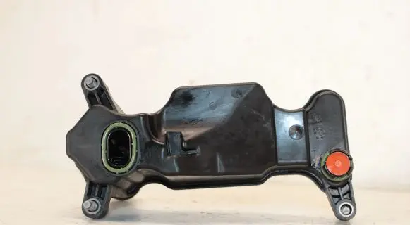 Mercedes-Benz GLA W156 X156 Oil breather separator A2700104203 723700369