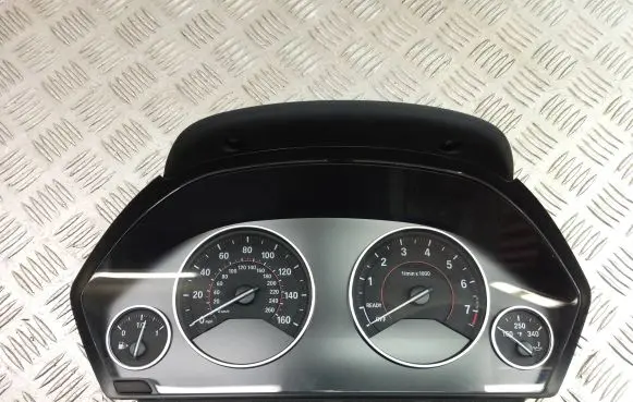 BMW 4 F32 F33 Speedometer (instrument cluster) 9232895 9379983