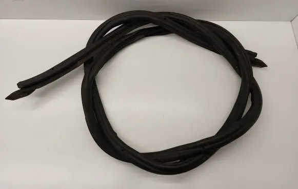 Volkswagen Eos Seal rubber (tailgate) 1Q0827705H