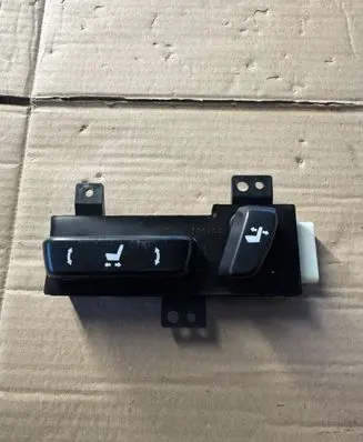 Lexus RX 450H Seat control switch 