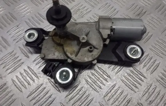 Mazda 3 I Wiper motor BP4K-67450