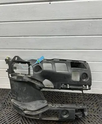 BMW 5 G30 G31 G38 Front bumper mounting bracket 51119498602 15067010