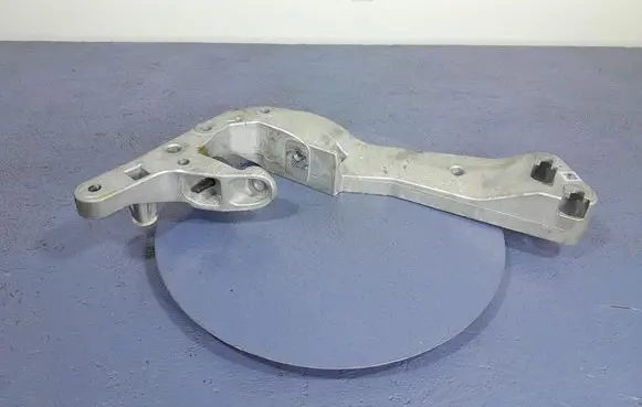 BMW X5 E53 Gearbox mounting bracket 8486998