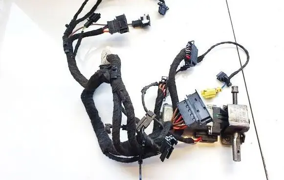 Porsche Cayenne (9PA) Seat adjustment motor 0390203220 905417-102