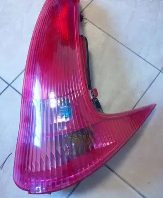 Peugeot 206 Rear/tail lights NE68019