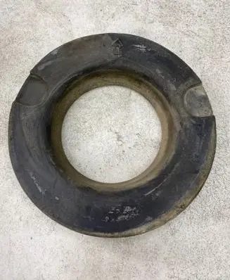 Nissan Pathfinder R51 Rear coil spring rubber mount 