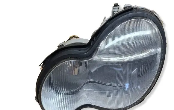 Mercedes-Benz C W203 Headlight/headlamp A2038200161 0301166201