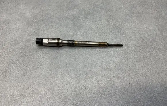 Skoda Octavia Mk3 (5E) Glow plug 03L905061H