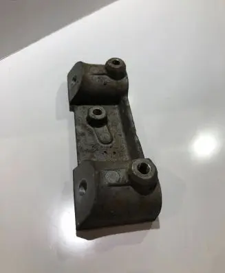 Land Rover Range Rover Sport L320 Engine mounting bracket 4R8Q9W276AB D04YA AIS18CU3