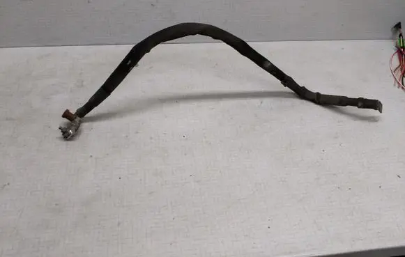Volkswagen Transporter - Caravelle T5 Positive cable (battery)