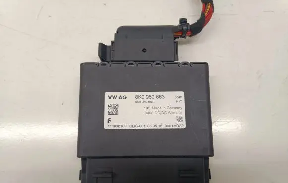 Porsche Macan (95B) Power management control unit 8K0959663