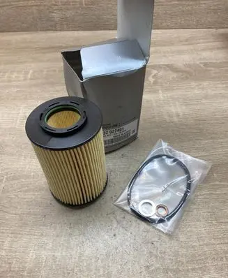 KIA Carens II Oil filter cover S2632027401