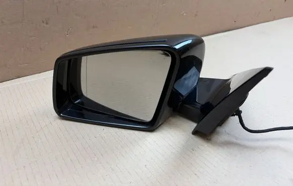 Mercedes-Benz E C207 W207 Front door electric wing mirror A3166441