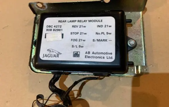 Jaguar XJ X40 Light module LCM 96Z38806 DBC4272