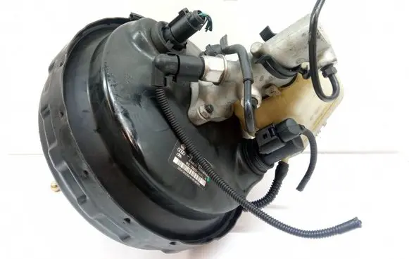Volkswagen Touareg I Brake booster 7L6612101