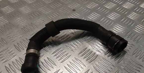 Land Rover Evoque I Engine coolant pipe/hose GJ328B160AA