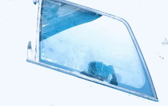 Audi A4 S4 B5 8D Rear side window