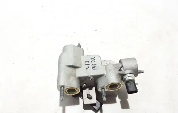 Volvo XC40 Air conditioning (A/C) expansion valve 32373474