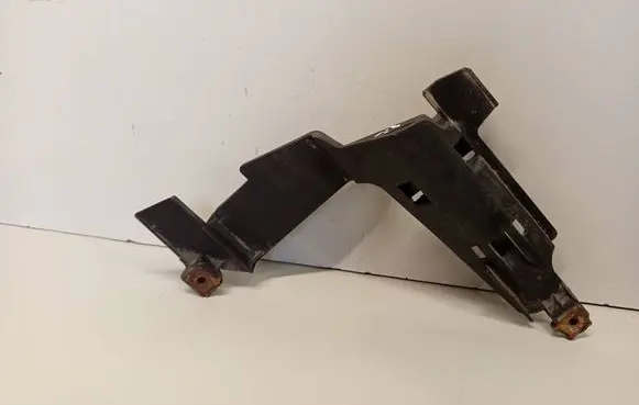 BMW 3 E46 Headlight/headlamp mounting bracket 1301073018