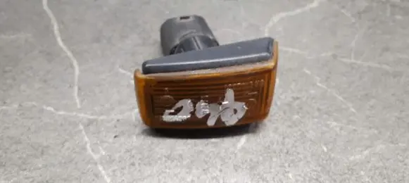 Volvo S40, V40 Front fender indicator light 6R0142631