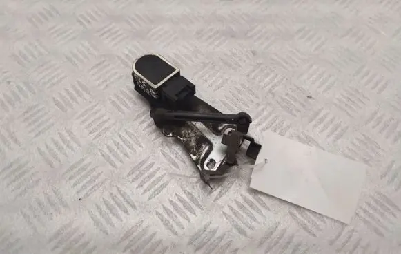 Mercedes-Benz CLS C218 AMG Headlight/headlamp level sensor A0045429918