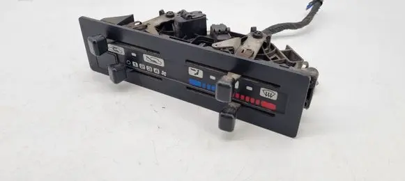 Nissan Patrol Y60 Climate control unit