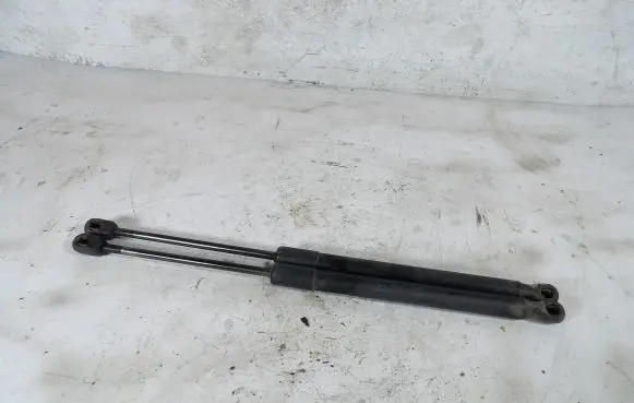 Skoda Roomster (5J) Shock absorber/damper mounting bracket 5J782755003S