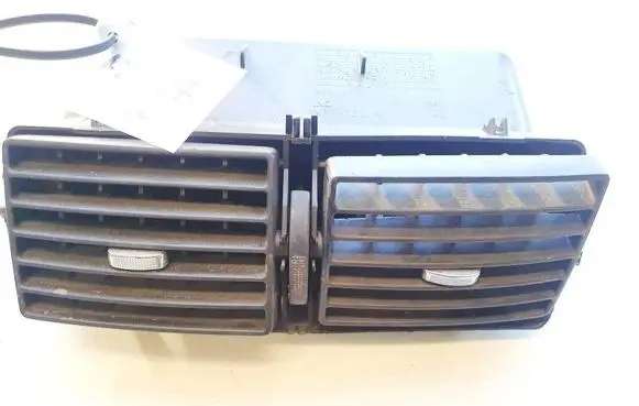 Peugeot 307 Dash center air vent grill 9634511177 215021