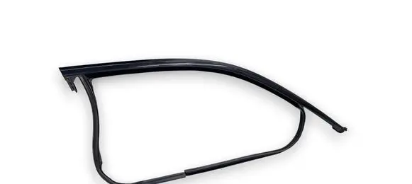 BMW X3 G01 Front door glass trim molding 7393426 52289 7410020