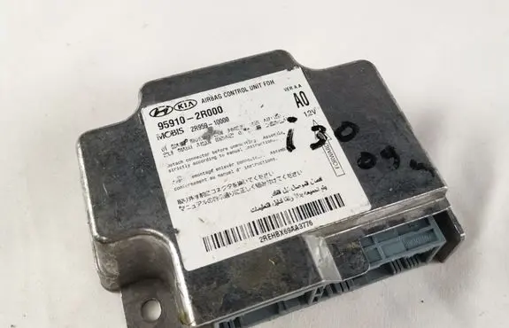 Hyundai i30 Airbag control unit/module 959102R000 2R95910000