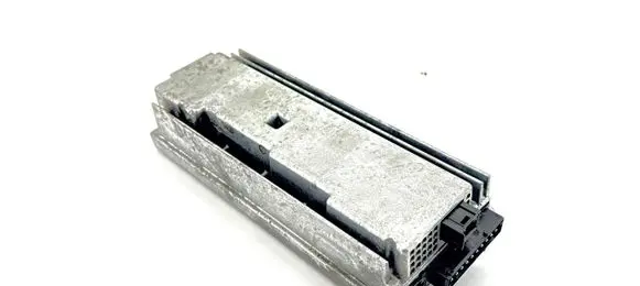 BMW 7 F01 F02 F03 F04 Sound amplifier 6813112