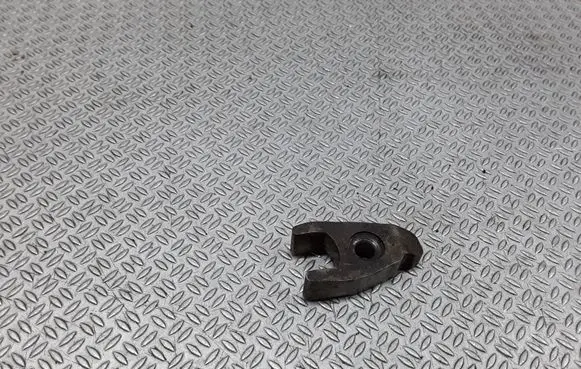 Citroen Berlingo Fuel Injector clamp holder
