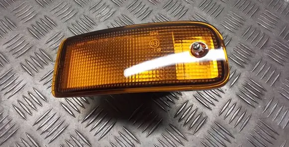 Toyota Celica T200 Front indicator light 8151020750